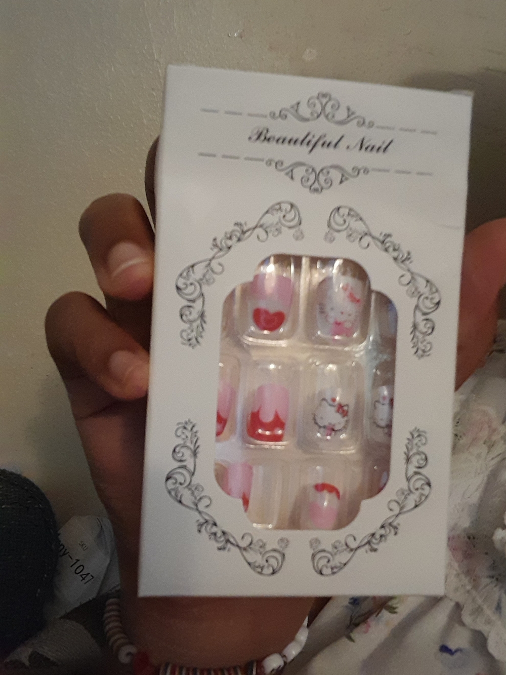 Pink & White Press-On Nail Set